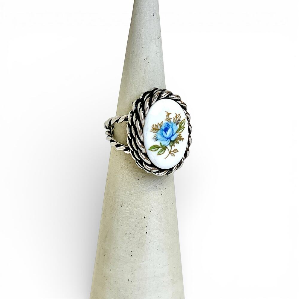 Sarah Coventry Ring Blue Rose Braided Rope Band Silver Tone Adjustable Cottage - Picture 3 of 9